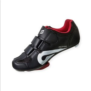 NEVER WORN Peloton Cycling Shoes size 38 (wms 7)